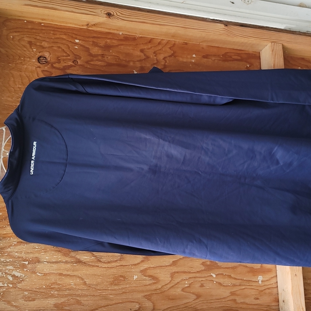 Under Armor Pull Over Light Weight - image 3